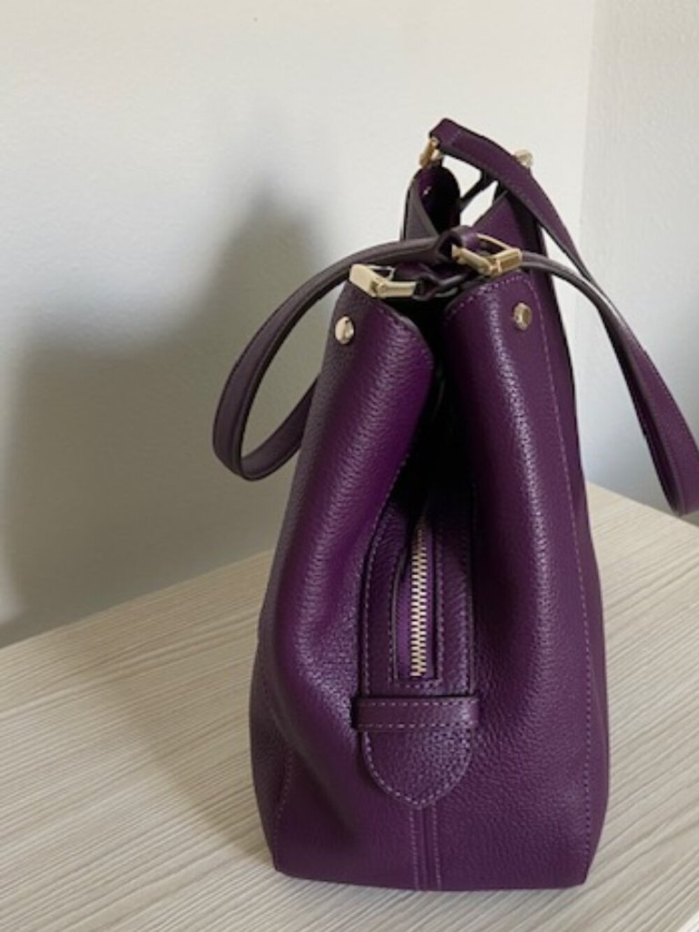 Kate Spade Ripe Plum Med Leila Triple Compartment Pebbled Leather Shoulder Bag - Picture 2 of 6